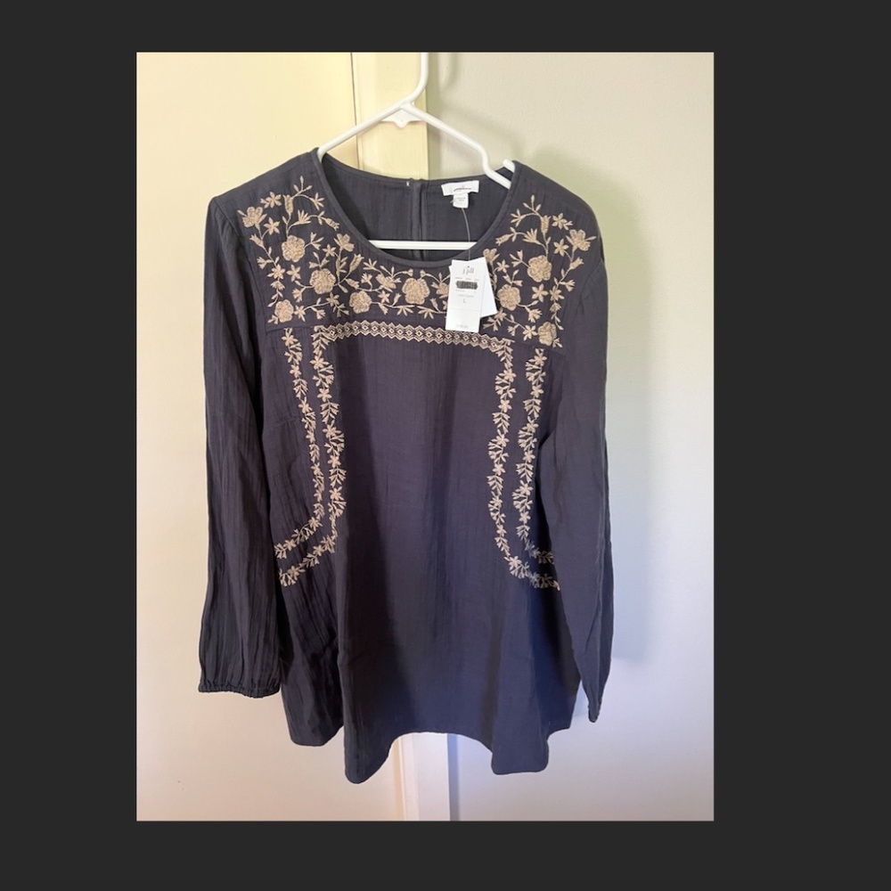 J. Jill Floral Embroidered Gray Top Large